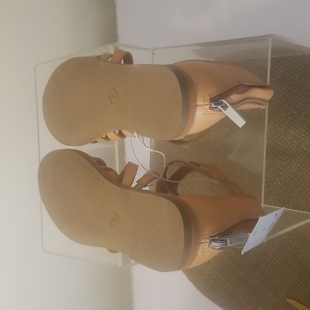 SOPHISTICATED SANDALS - Picture 6 of 7